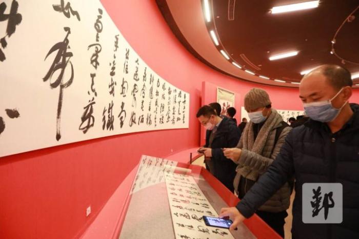 图为展览会现场。