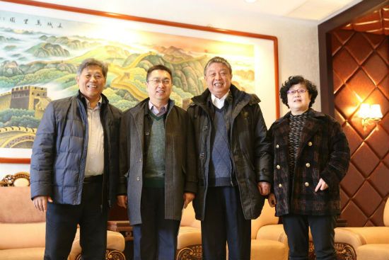 吕少民、李岩、任超、赵卜慧合影 吕少民、李岩、任超、赵卜慧合影